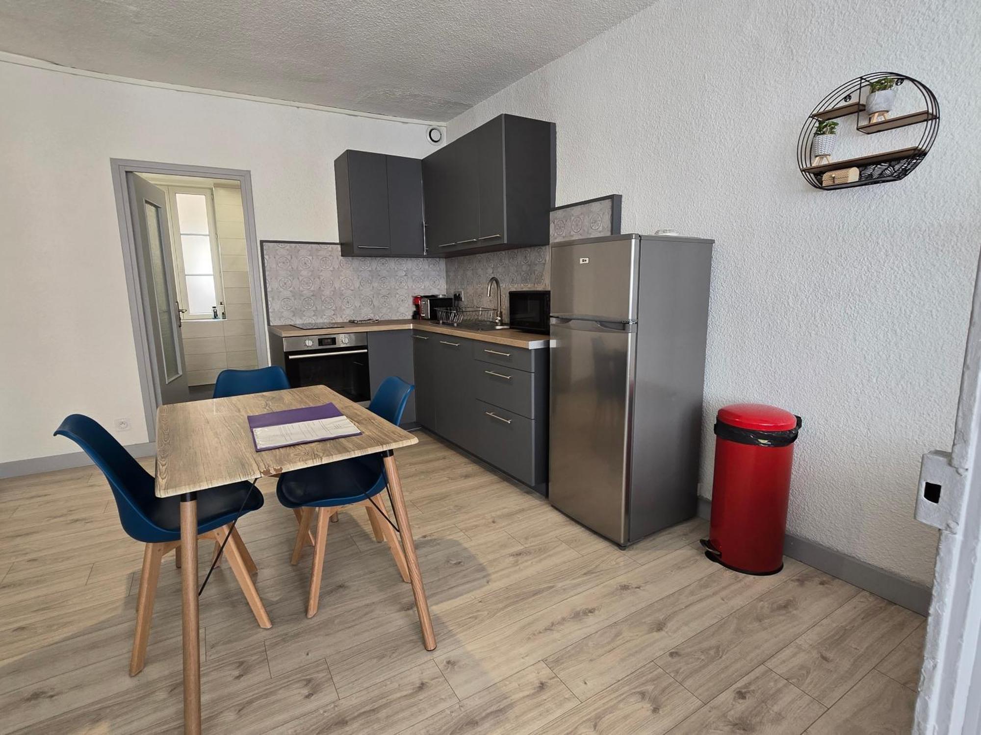 Appartement Au Calme Idealement Place A Macon. Экстерьер фото